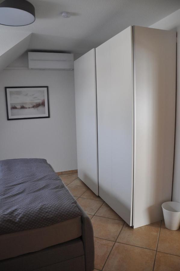 Schnurs Ferienwohnung Romerberg Ngoại thất bức ảnh